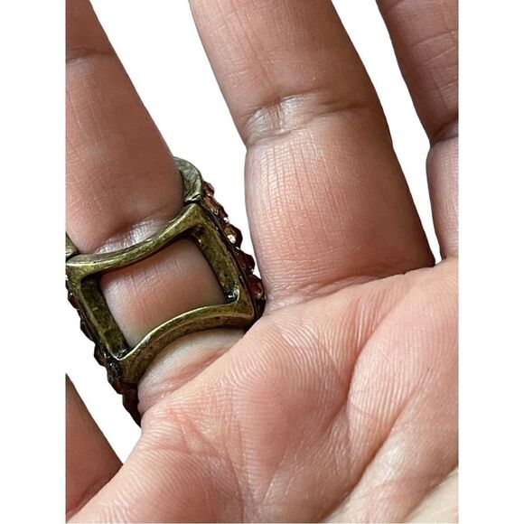 NWOT pink salmon rhinestones knuckle ring US size 6 - Picture 10 of 10